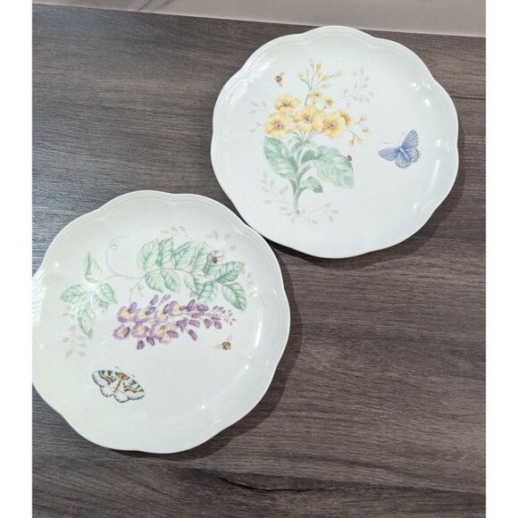 Lenox Butterfly Meadow Luncheon Plates 9-Inch Floral & Butterfly Set Of 2 Porcel - Picture 6 of 7